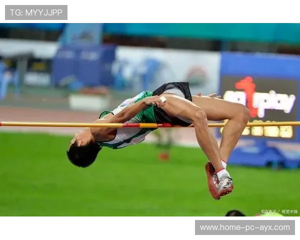 跳高教练力推“弹性训练”,诸多选手收益明显 跳高教练力推“弹性训练”,诸多选手收益明显