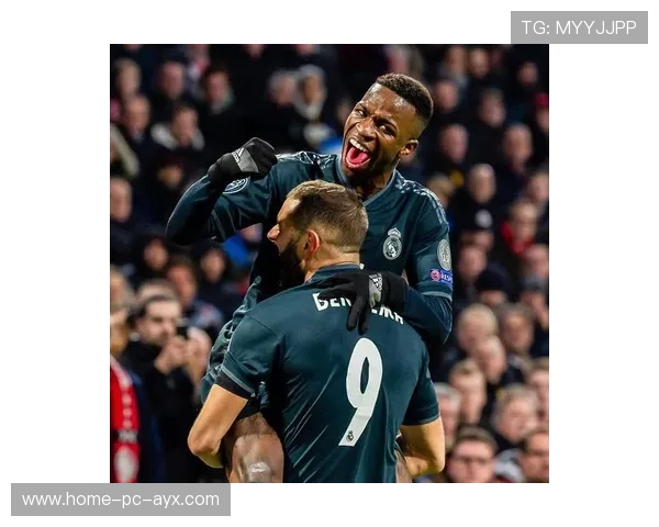 阿隆索搞砸了！14亿豪阵哑火，姆巴佩失准，维尼修斯无门——足球巨星背后的隐秘危机