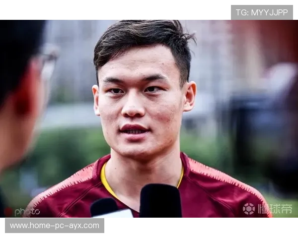 冠军球队战术演练公开课吸引教练界学习与交流，冠军杯赛战术制定