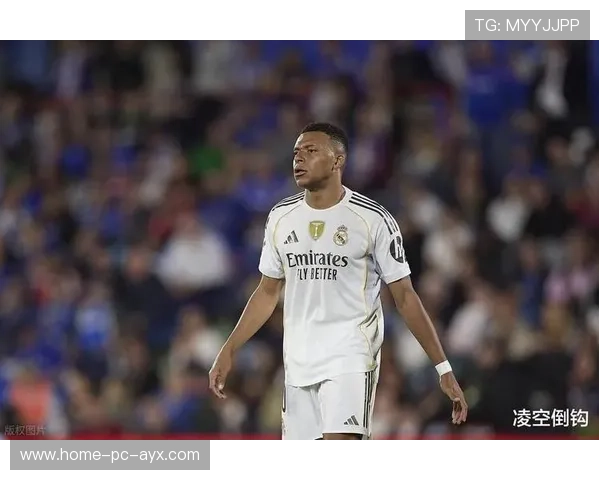 姆巴佩高速超车后冷静推射：速度与冷静的完美合奏