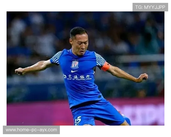 上海申花中路直塞更敢传，前锋反越位形成单刀